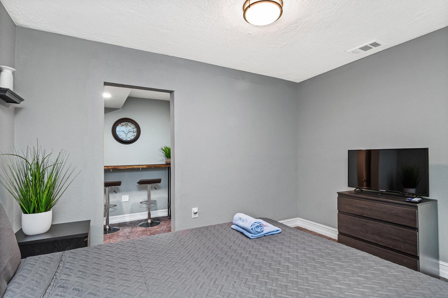 Modern House In Clearwater With Access To A Shared Swimming Pool Apartment เซฟตี้ฮาร์เบอร์ ภายนอก รูปภาพ