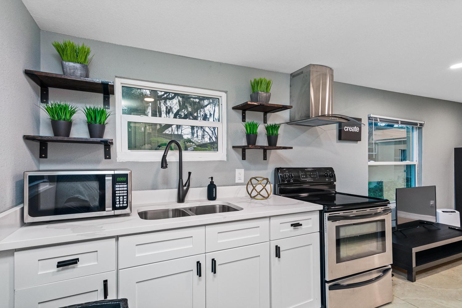 Modern House In Clearwater With Access To A Shared Swimming Pool Apartment เซฟตี้ฮาร์เบอร์ ภายนอก รูปภาพ